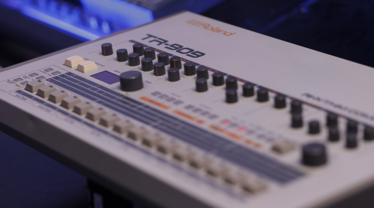 Create a Detroit Techno pattern with the TR-909 - Aulart